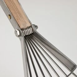 Narrow Space Leaf Rake -Garden Bloomy Shop x600 15242