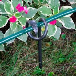 Iron Sentries Hose Guards, Set Of 3 -Garden Bloomy Shop x600 35733
